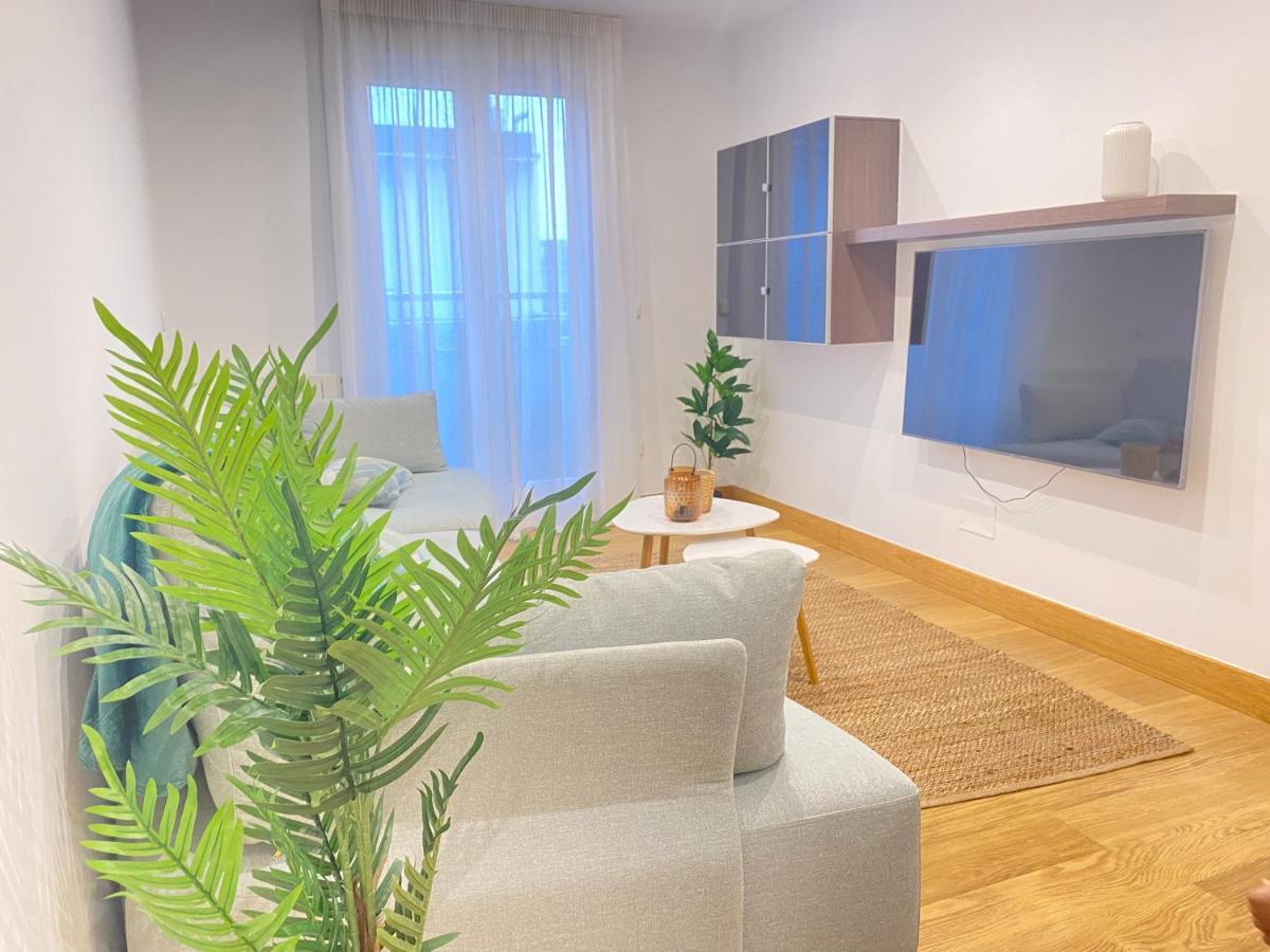 Mikain Terrace Cathedral View With Free Parking & Air Cond Apartment San Sebastián Exterior photo